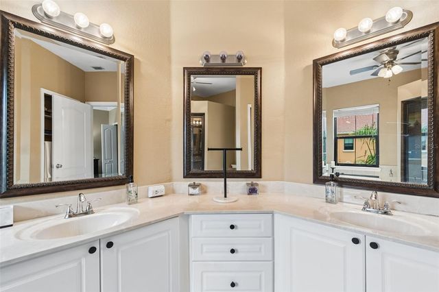 2717 VIA CIPRIANI 623A, Clearwater, FL 33764