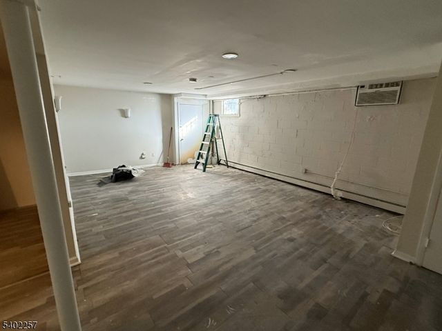 1930 S Wood Ave, Linden City, NJ 07036