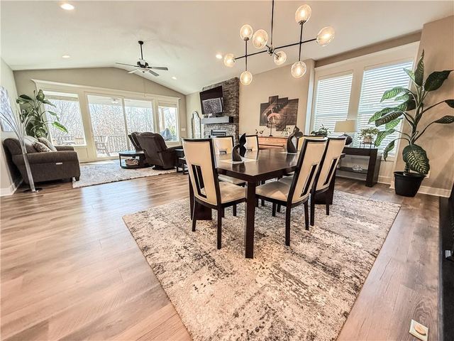 1173 SW Whitby Drive, Lee's Summit, MO 64083