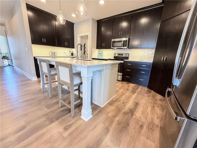 1173 SW Whitby Drive, Lee's Summit, MO 64083