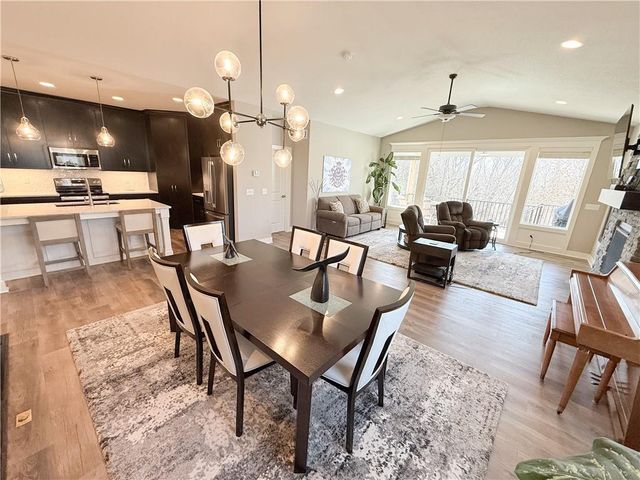 1173 SW Whitby Drive, Lee's Summit, MO 64083