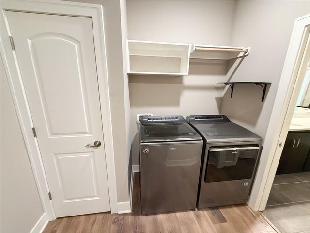 1173 SW Whitby Drive, Lee's Summit, MO 64083