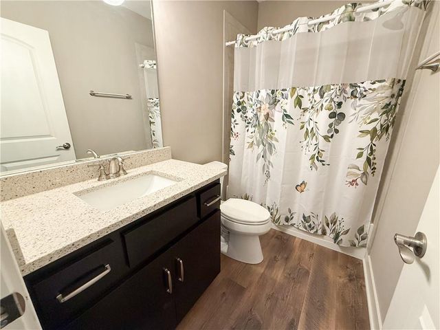 1173 SW Whitby Drive, Lee's Summit, MO 64083