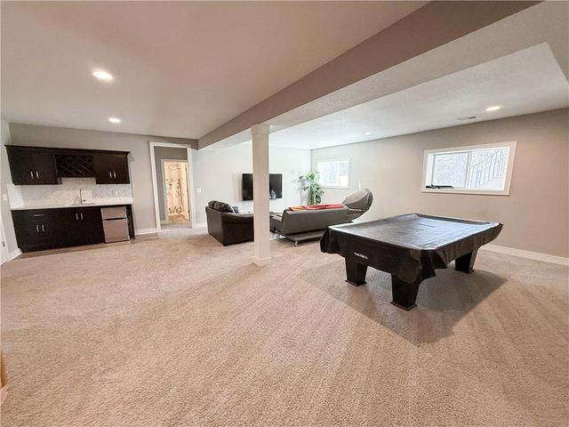 1173 SW Whitby Drive, Lee's Summit, MO 64083