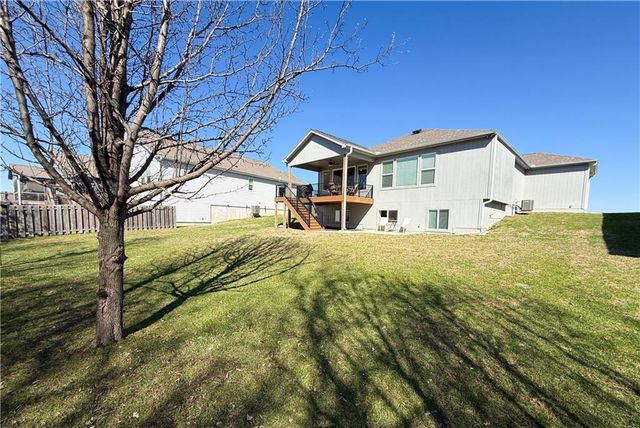 1173 SW Whitby Drive, Lee's Summit, MO 64083