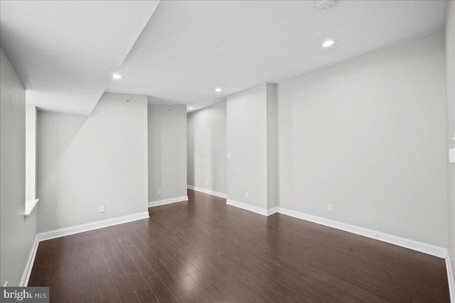 1325 N FRANKLIN ST, Philadelphia, PA 19122