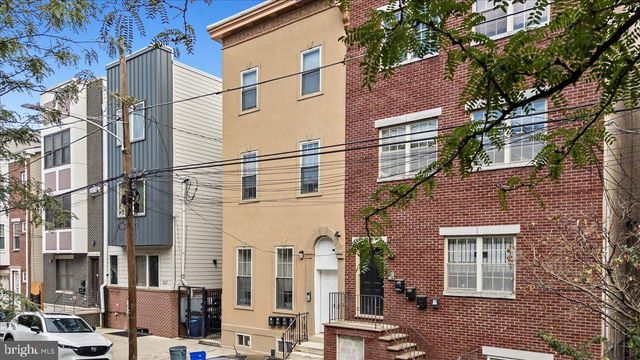 1325 N FRANKLIN ST, Philadelphia, PA 19122