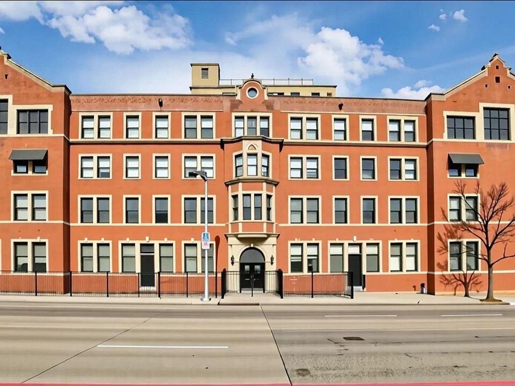 6533 E Jefferson Avenue LL06, Detroit, MI 48207
