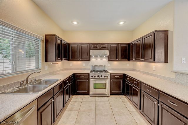 8365 Teton Crest Place, Las Vegas, NV 89143