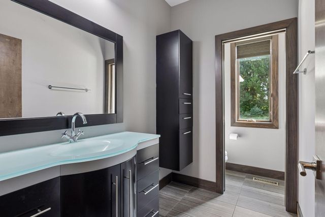 10964 Bentwater Lane, Woodbury, MN 55129