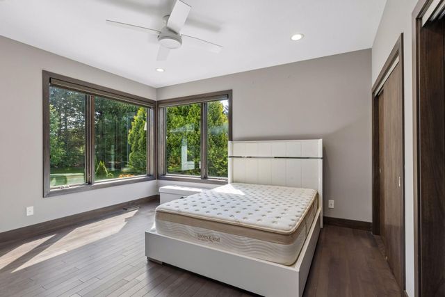 10964 Bentwater Lane, Woodbury, MN 55129