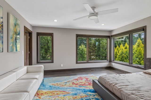 10964 Bentwater Lane, Woodbury, MN 55129