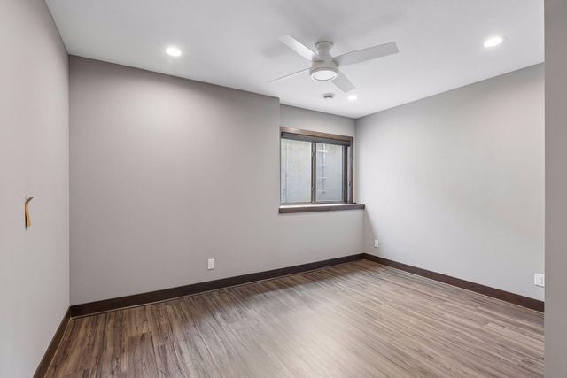 10964 Bentwater Lane, Woodbury, MN 55129