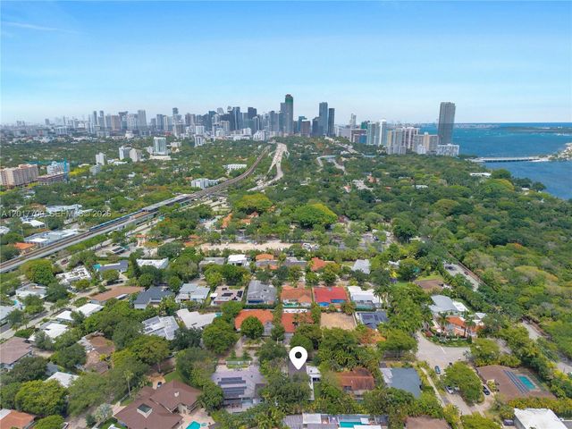 10 Samana Dr, Miami, FL 33133