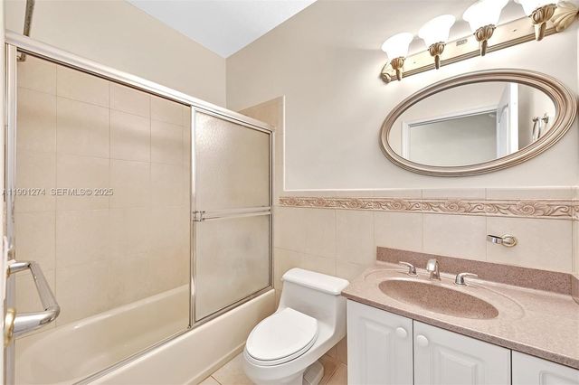 279 NW 119th Avenue, Miami, FL 33182