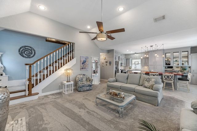 7 N Flamingo Street, La Marque, TX 77568