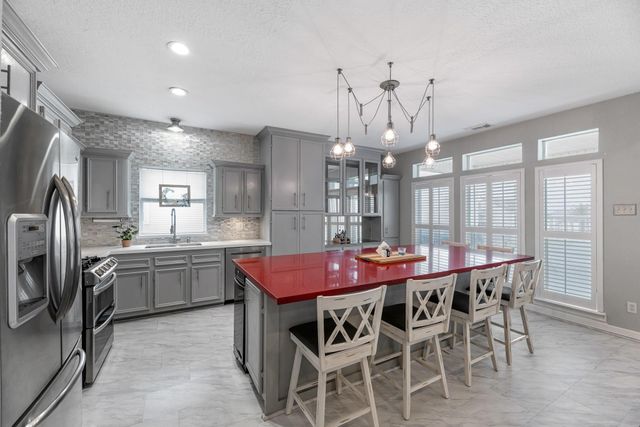 7 N Flamingo Street, La Marque, TX 77568