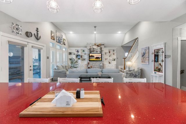 7 N Flamingo Street, La Marque, TX 77568