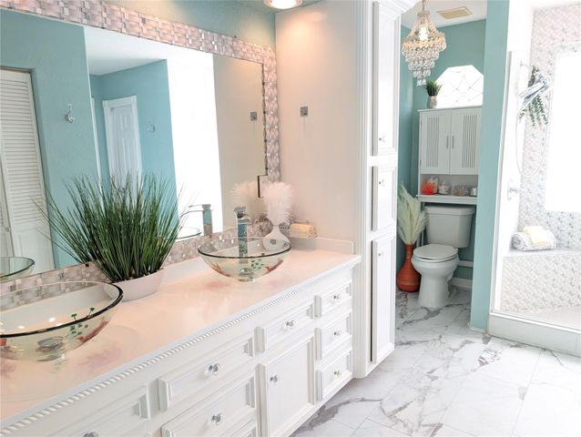 7 N Flamingo Street, La Marque, TX 77568