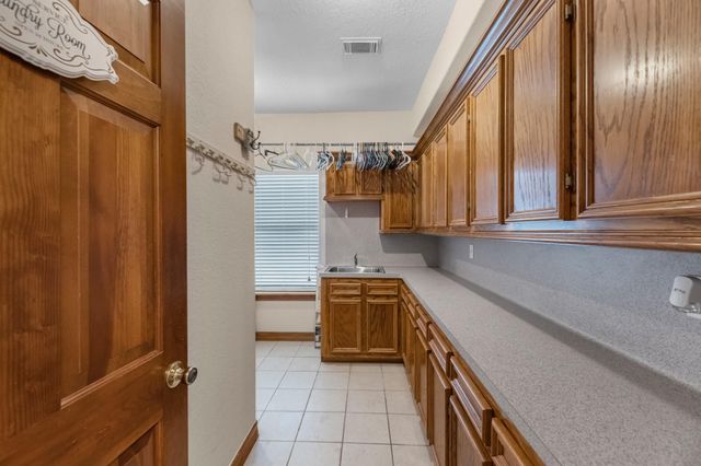 7 N Flamingo Street, La Marque, TX 77568