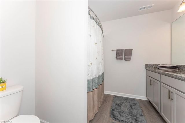 2943 Leslie Lane, Yadkinville, NC 27055