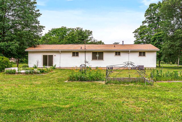 33363 Bertrand Street, Niles, MI 49120