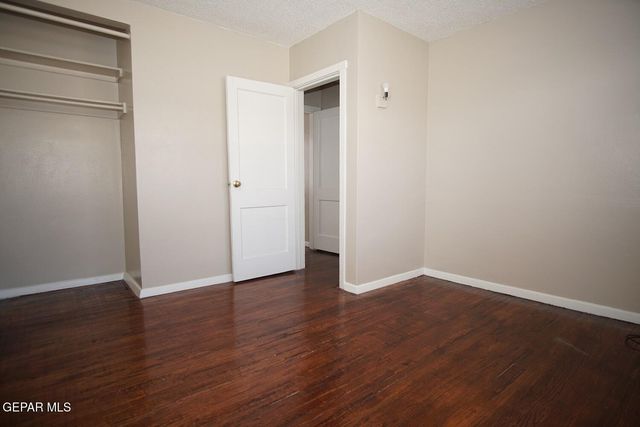 1226 Huckleberry Street, El Paso, TX 79903