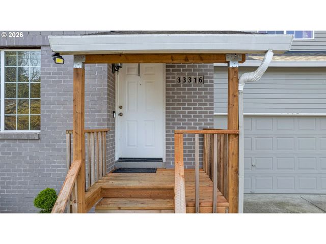 33316 Sw MEADOWBROOK Dr, Scappoose, OR 97056