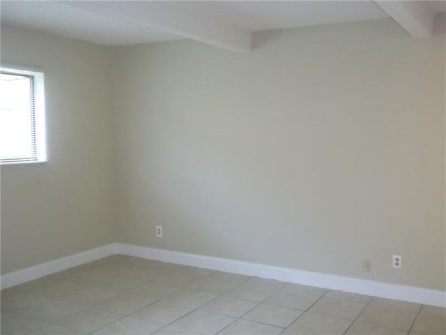 1245 S FLAGLER Avenue 303, Pompano Beach, FL 33060