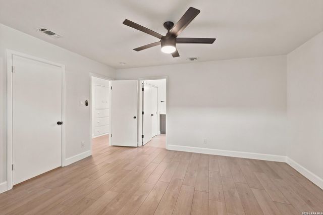 217 Gardenview, Castle Hills, TX 78213