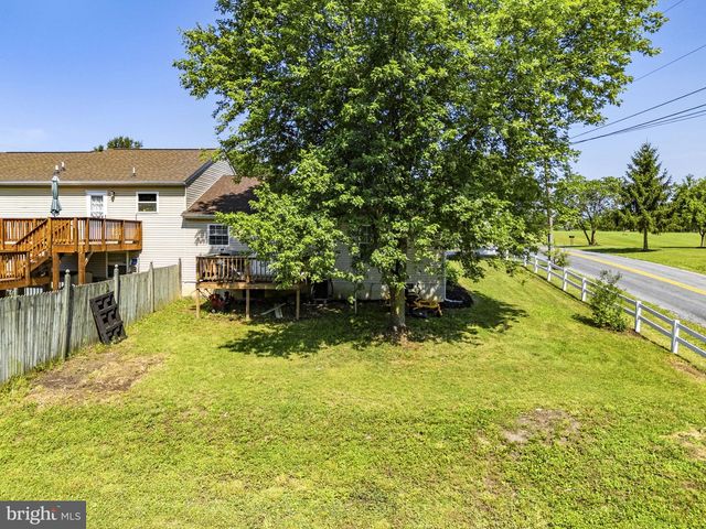 11 IDYLLWOOD DRIVE, Inwood, WV 25428