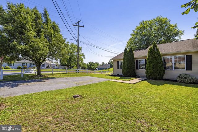 11 IDYLLWOOD DRIVE, Inwood, WV 25428