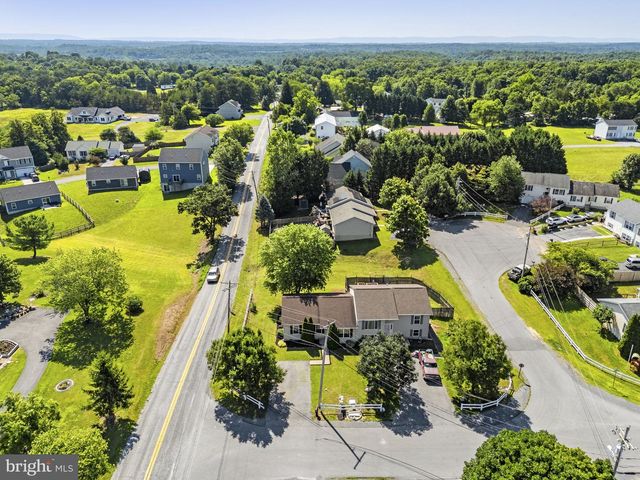 11 IDYLLWOOD DRIVE, Inwood, WV 25428