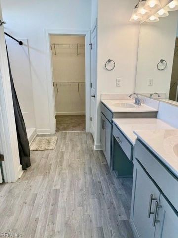908 Cooper LN, Chesapeake, VA 23320