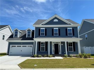 908 Cooper LN, Chesapeake, VA 23320