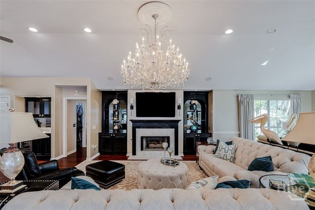 9 Pipers Pond Lane, Savannah, GA 31404