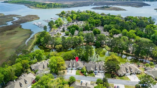 9 Pipers Pond Lane, Savannah, GA 31404