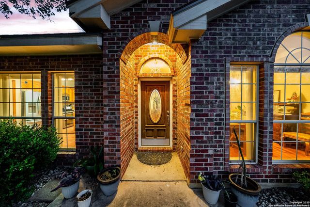 2680 County Road 342, La Vernia, TX 78121