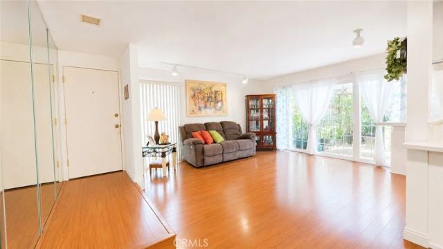 22045 Lakeland, Lake Forest, CA 92630