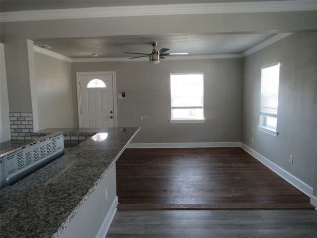 1609 N 18th Street, Waco, TX 76707