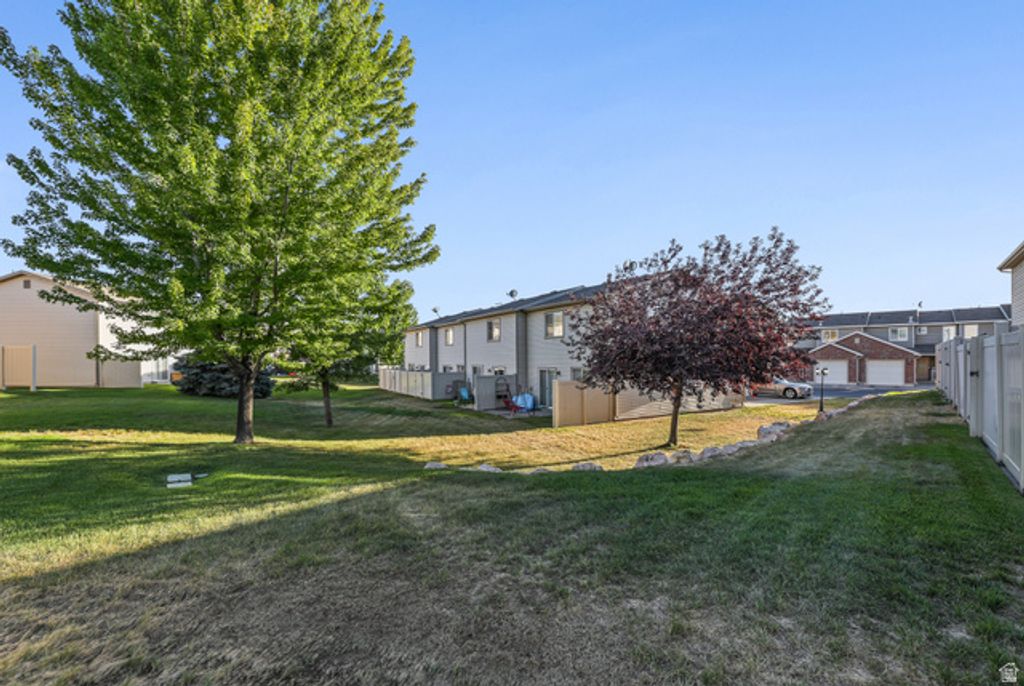 652 W 800 N #58, Clinton, UT 84015 — photo 3