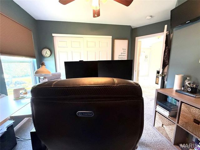 10918 Fallowfield Drive, Lebanon, IL 62254