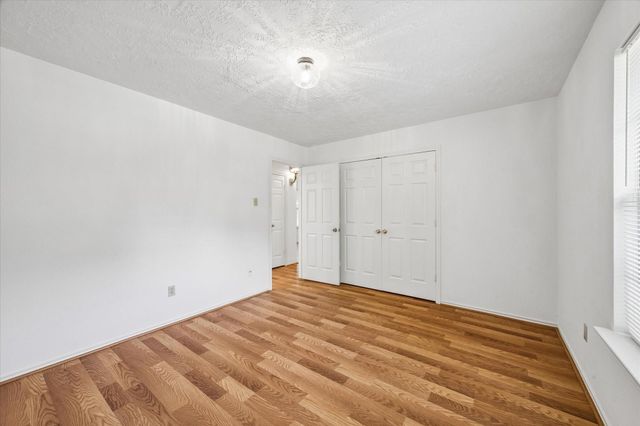 910 Country Place Blvd, Pearland, TX 77584