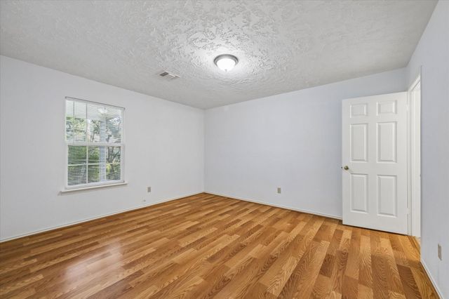 910 Country Place Blvd, Pearland, TX 77584