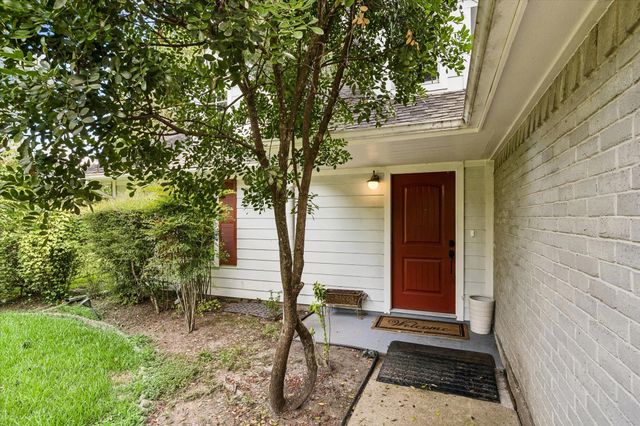 910 Country Place Blvd, Pearland, TX 77584
