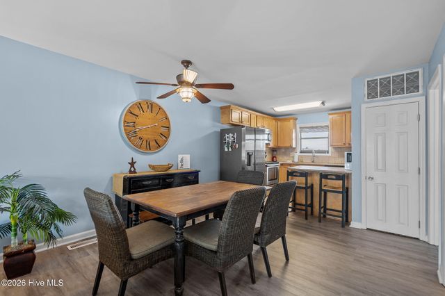 505 Carolina Beach Avenue N Unit 3d, Carolina Beach, NC 28428