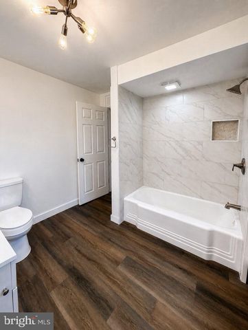 621 LAKE ST, Lancaster, PA 17603