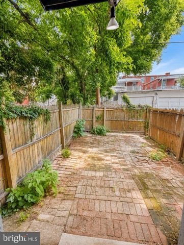 621 LAKE ST, Lancaster, PA 17603
