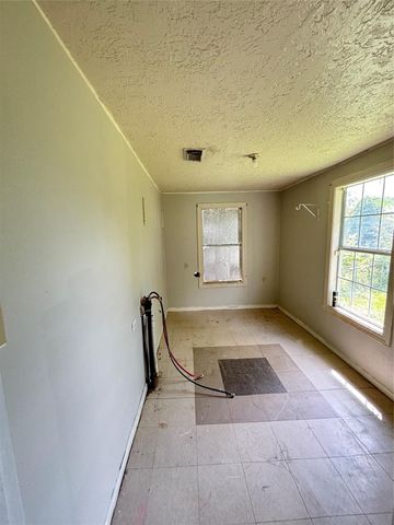 512 Wafer Street, Pasadena, TX 77506