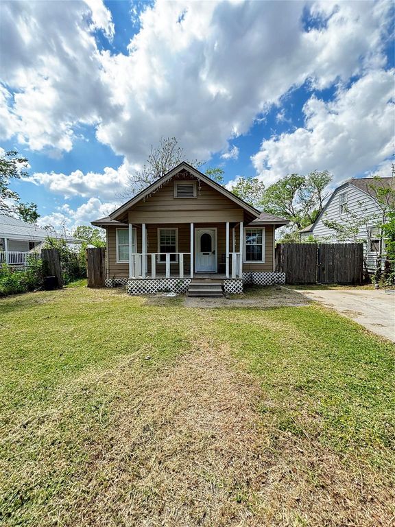512 Wafer Street, Pasadena, TX 77506
